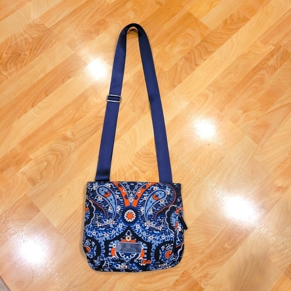 Vera Bradley Handbags - Vera Bradley Lighten Up Marrakesh Crossbody Bag
